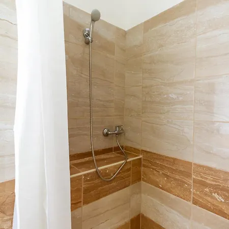 Kati P Vendeghaz Apartment Siofok Exterior photo